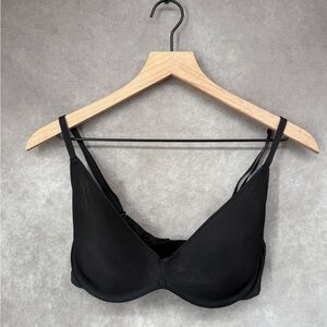 Skims Weightless Scoop Black Bra 36C
